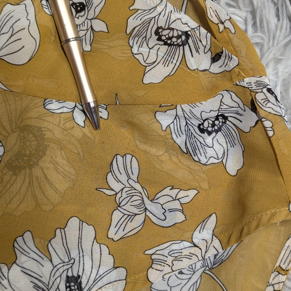 Miley + Molly Mustard Floral Walk-Thru Maxi Romper Boho Glam SZ M - Picture 12 of 13